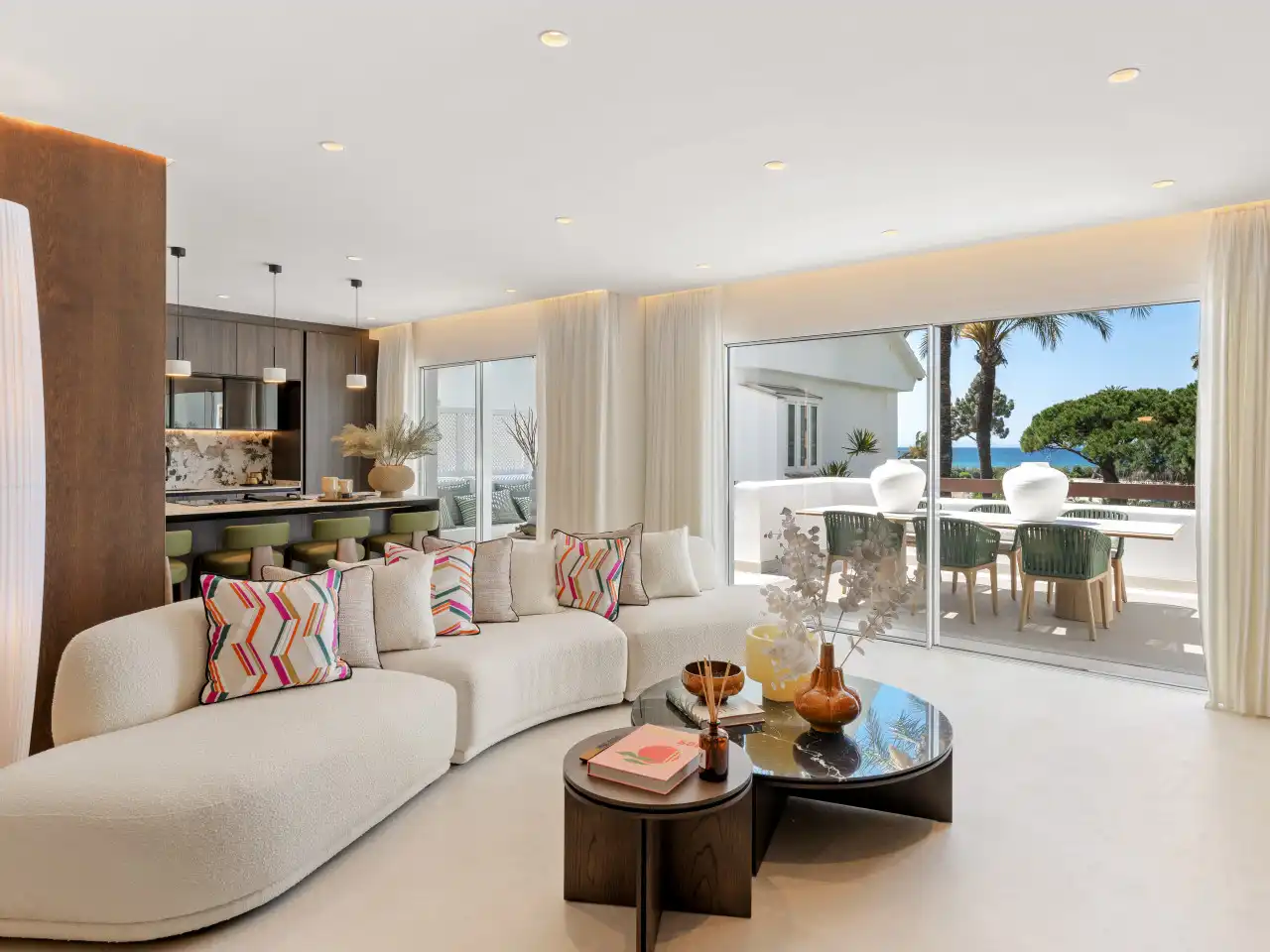 Sala de estar de Piso en venta en Marbella con Aire acondicionado, Calefacción y Terraza