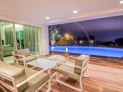 Casa amb piscina en venda a Carrer Orenetes, imagen 4