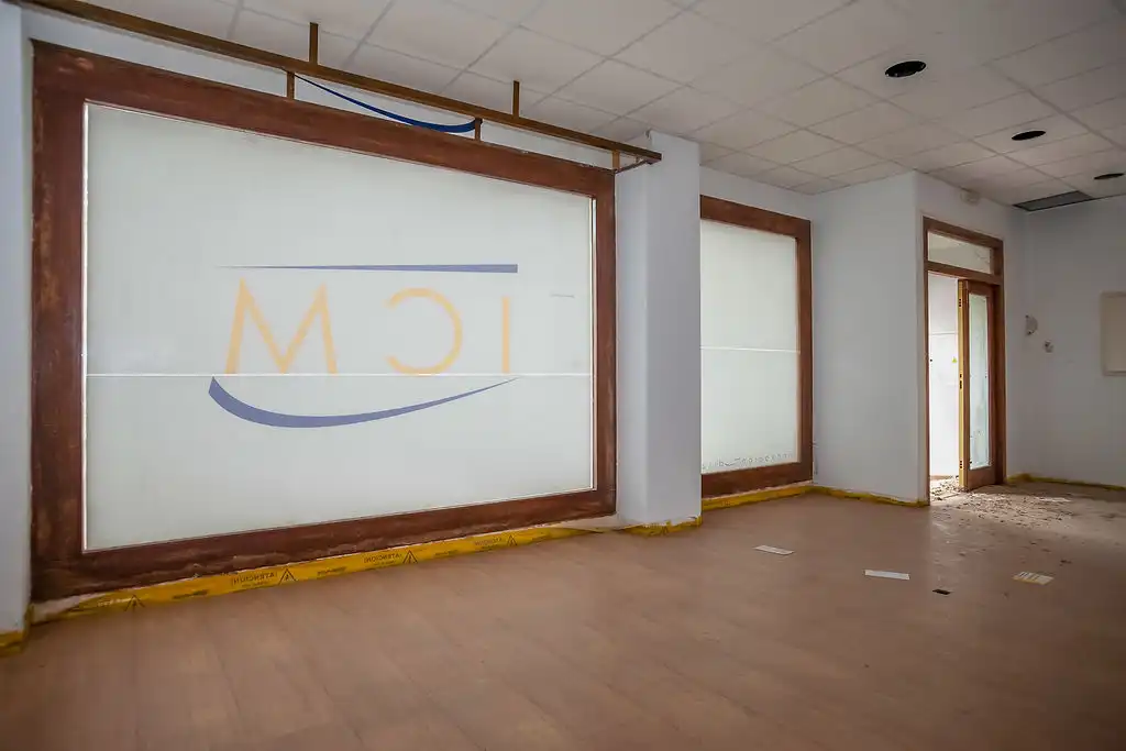 Local comercial en venda a Calle Peral 2, imagen 11