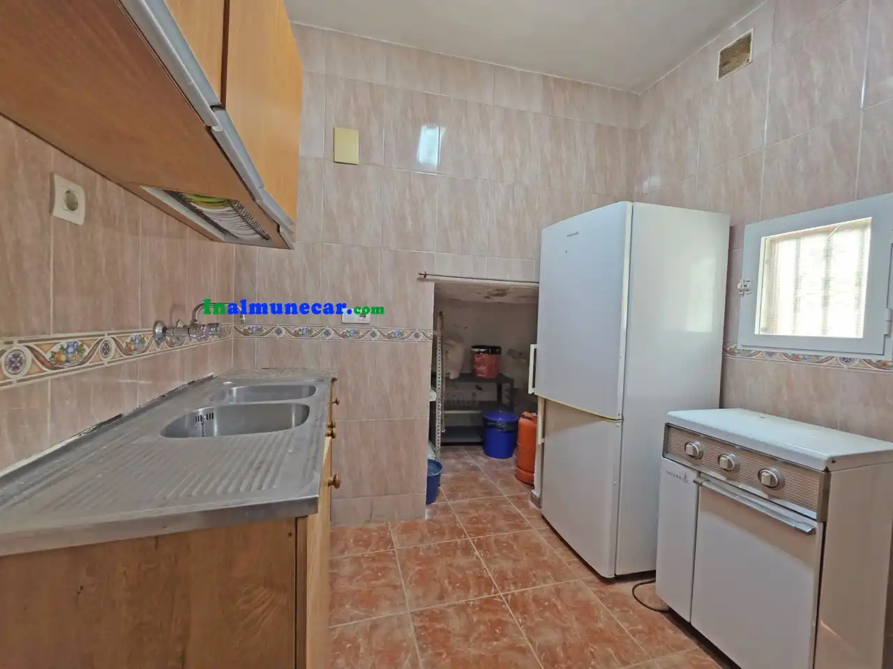 Cocina de Finca rústica en venta en Otívar con Terraza