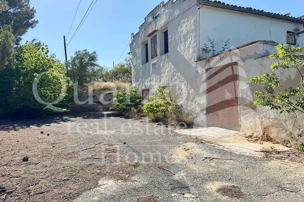 Houses for sale in Benilloba  with Heating, Private garden and Storage room
