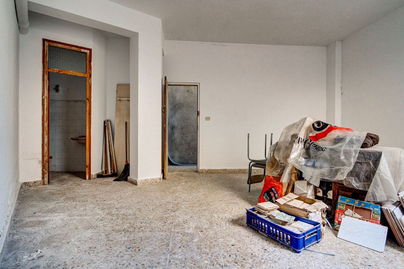 Box room for sale in Irun 
