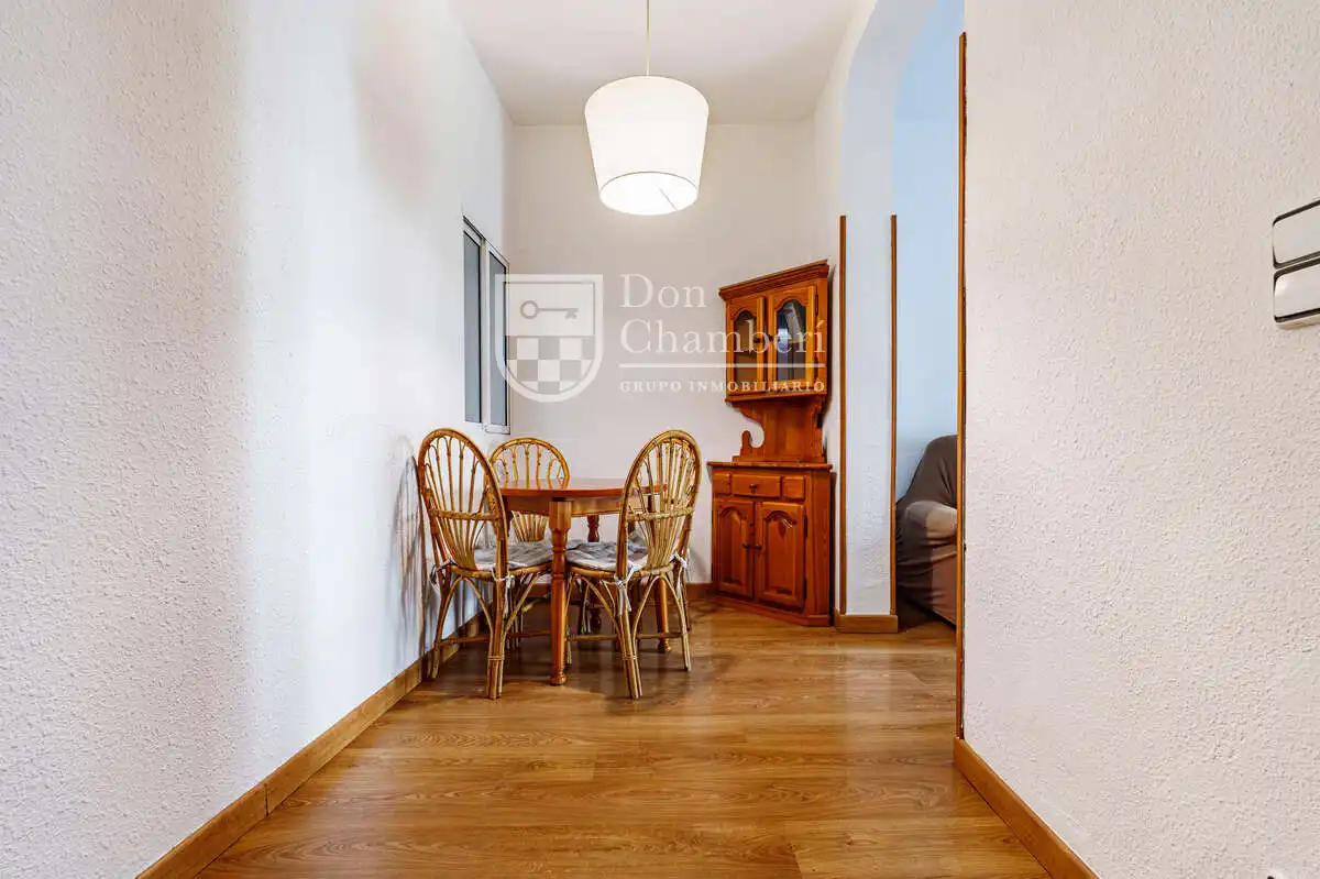 Comedor de Piso de alquiler en Madrid con Calefacción, Amueblado y Horno