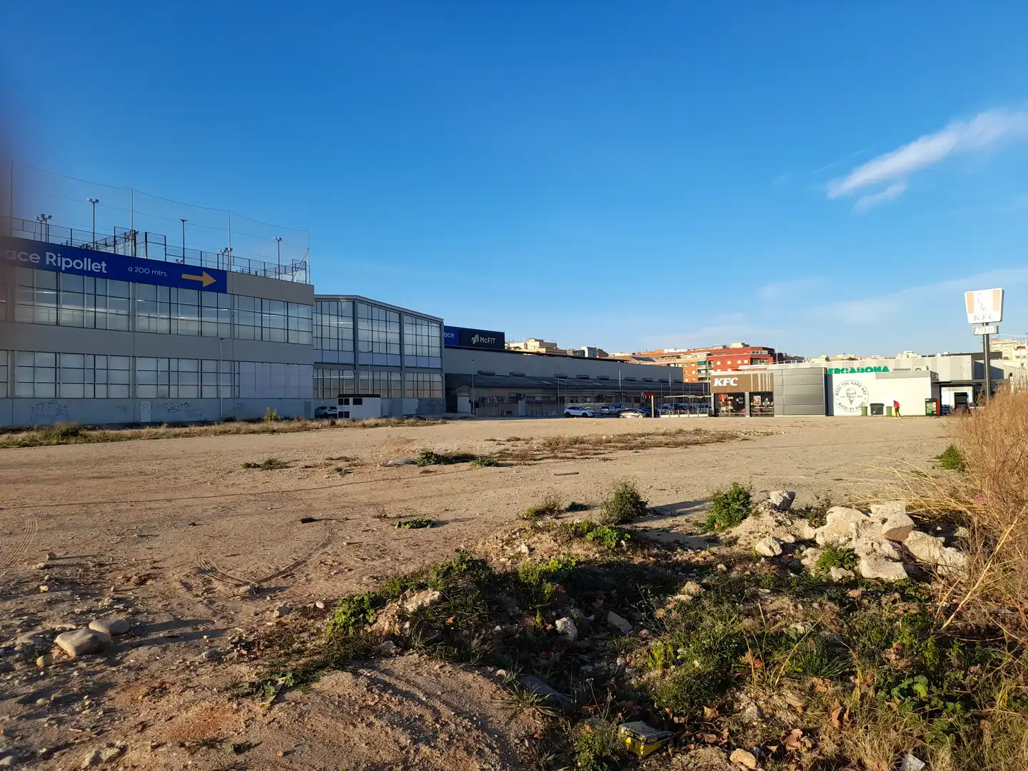 Vista exterior de Terreno industrial de alquiler en Ripollet