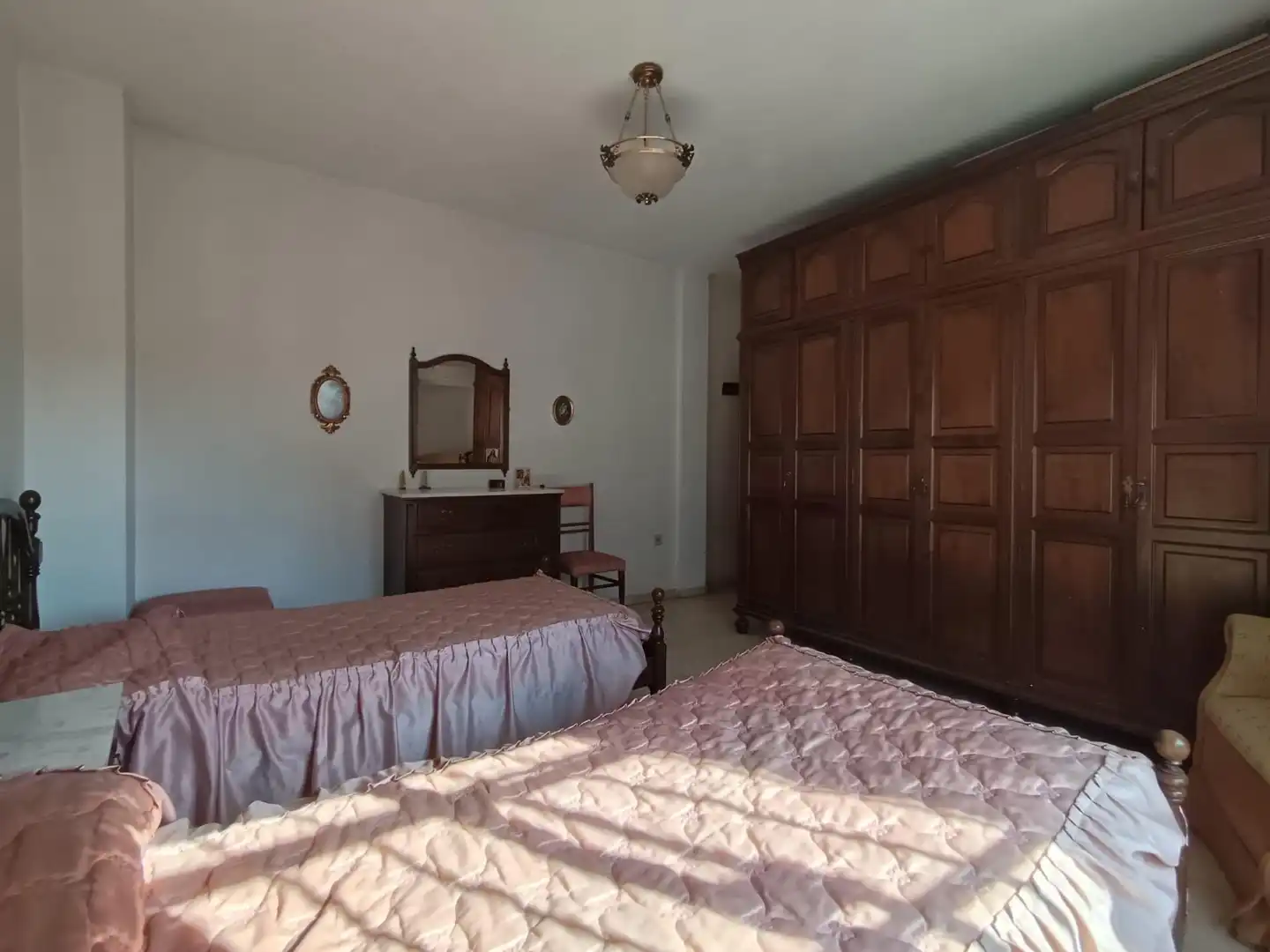 Bedroom of Flat for sale in Córdoba  with Air Conditioner, Terrace and Storage room