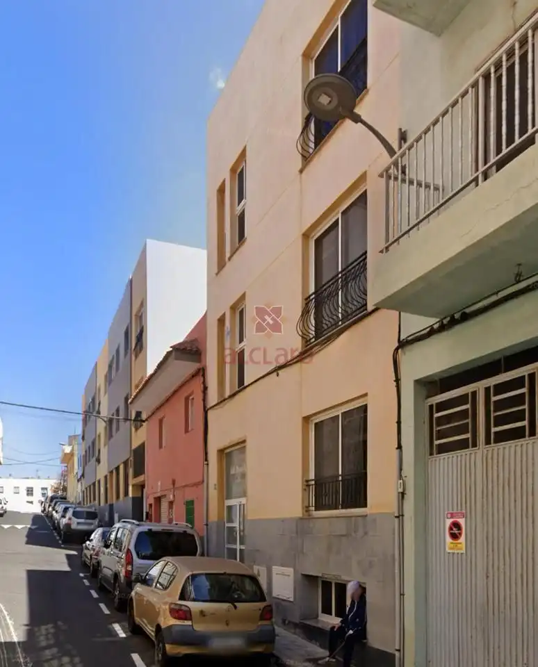 Vista exterior de Planta baja en venta en San Cristóbal de la Laguna