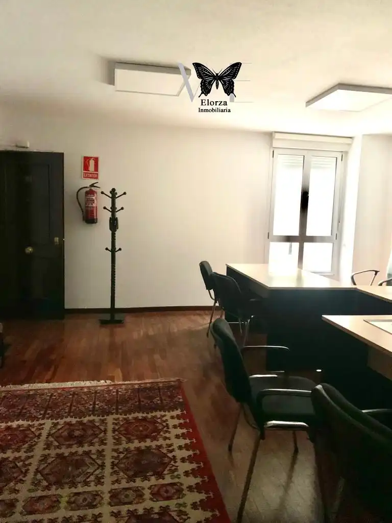 Oficina de lloguer a Centro - Casco Histórico, imagen 5