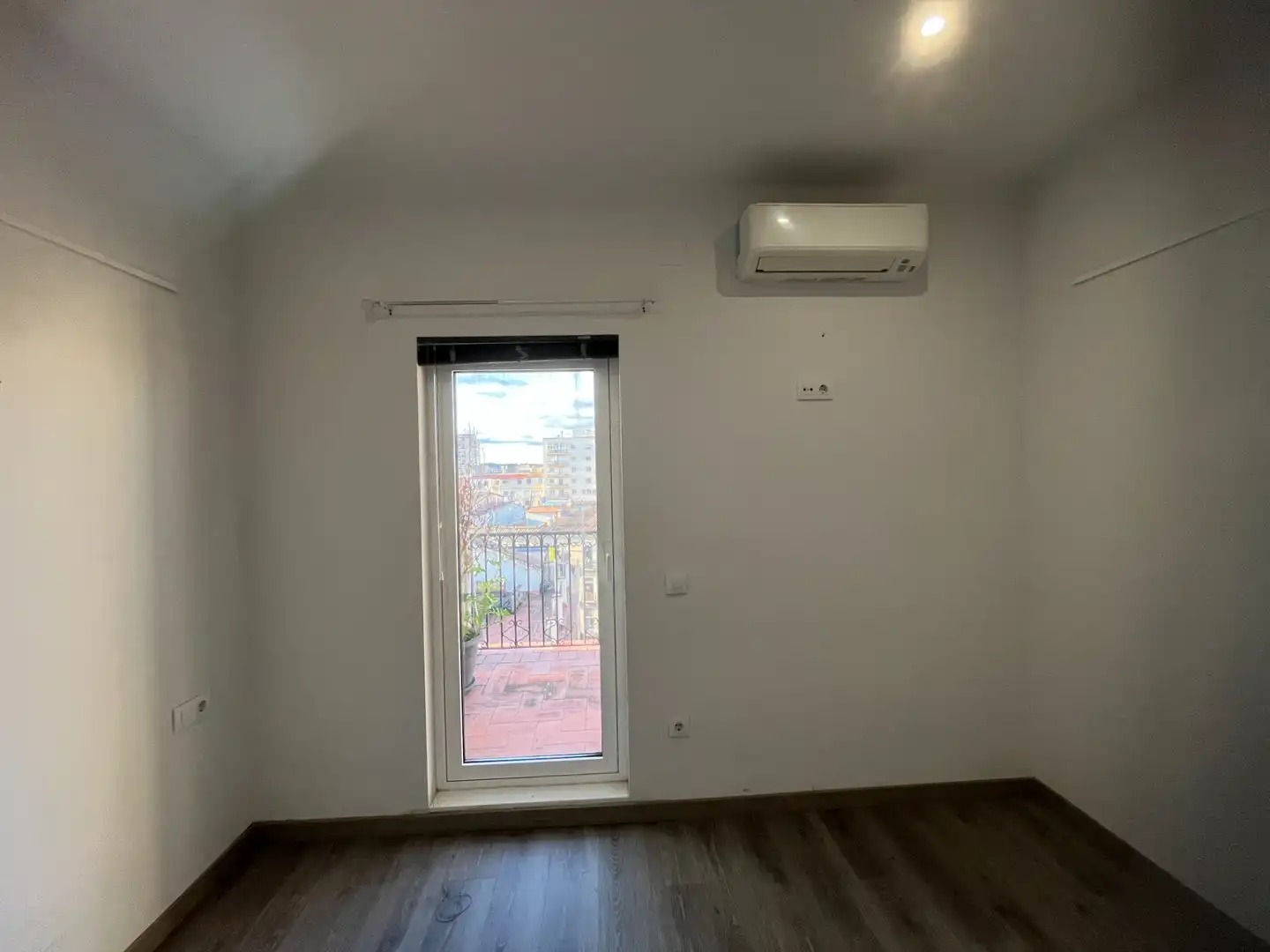 Ufficio con terrazza in vendita a Centre - Barri Vell, imagen 15