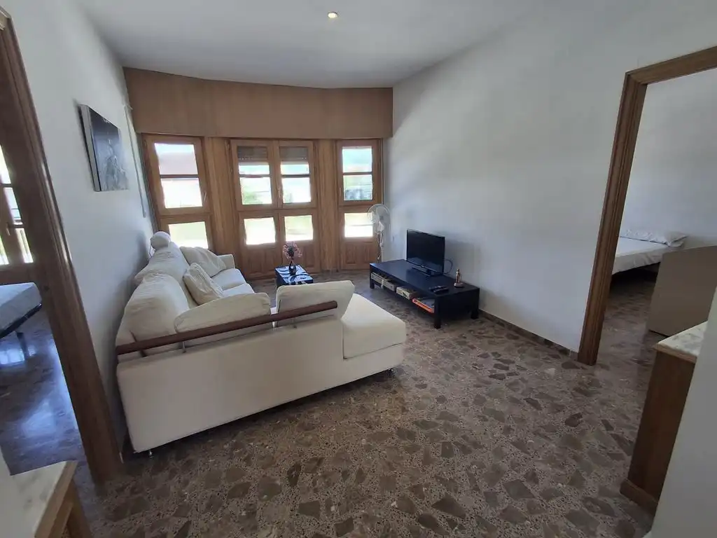 Sala de estar de Casa o chalet en venta en La Roda con Calefacción, Terraza y Trastero