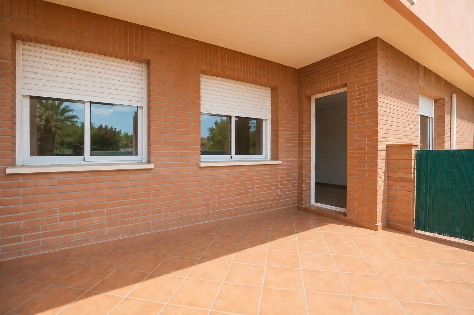 Exterior view of Flat for sale in Vinyols i els Arcs  with Air Conditioner, Terrace and Storage room
