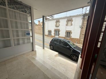Gewerbefläche zum Verkauf in Carrer de la Barrera 12