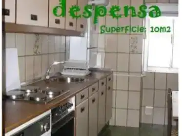 Kitchen of Flat for share in Capiscol - Gamonal