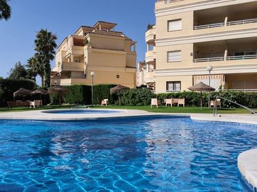 Apartament amb piscina en venda a Torrequebrada