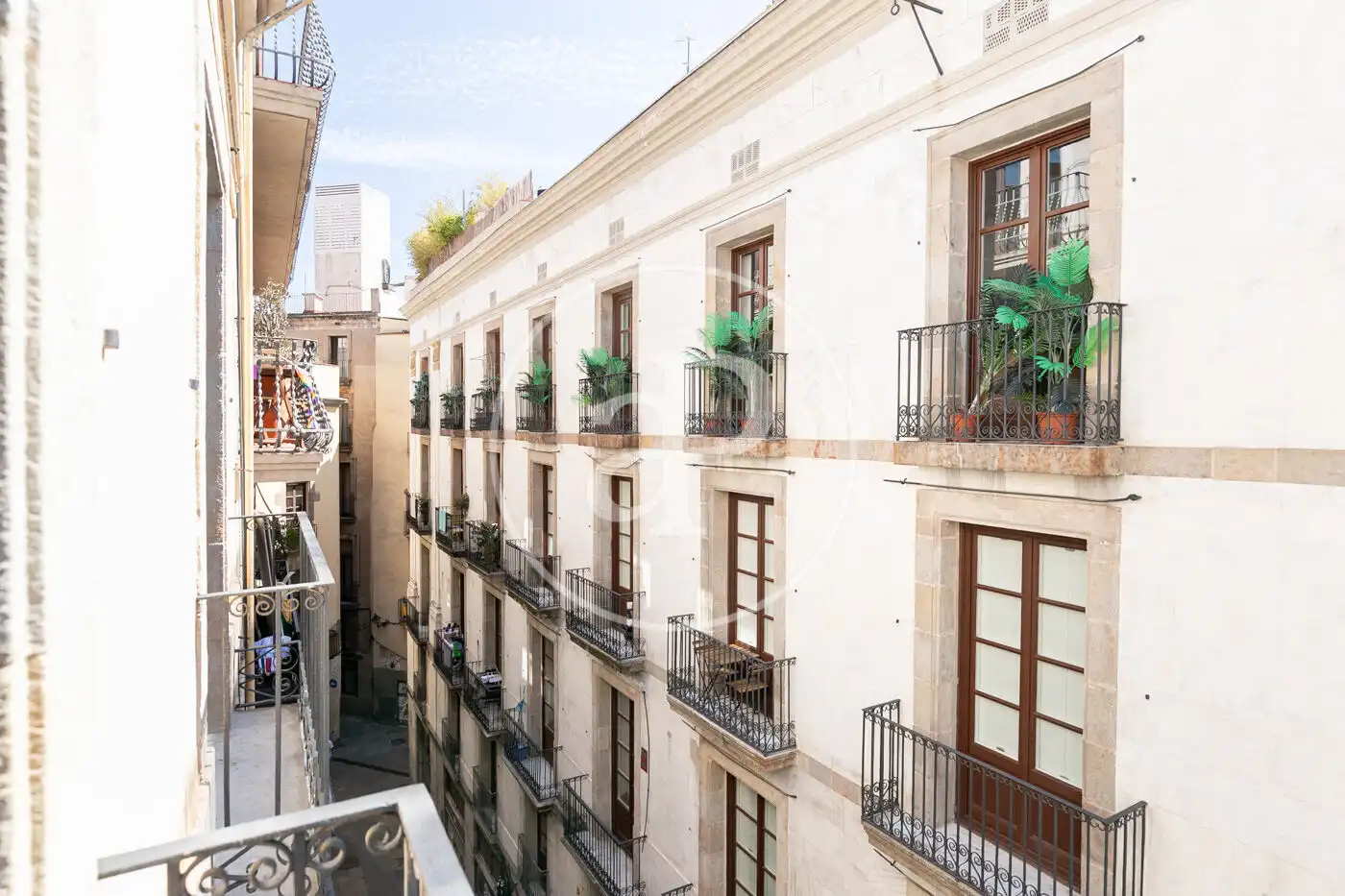 Vista exterior de Piso en venta en Barcelona con Calefacción, Amueblado y Balcón