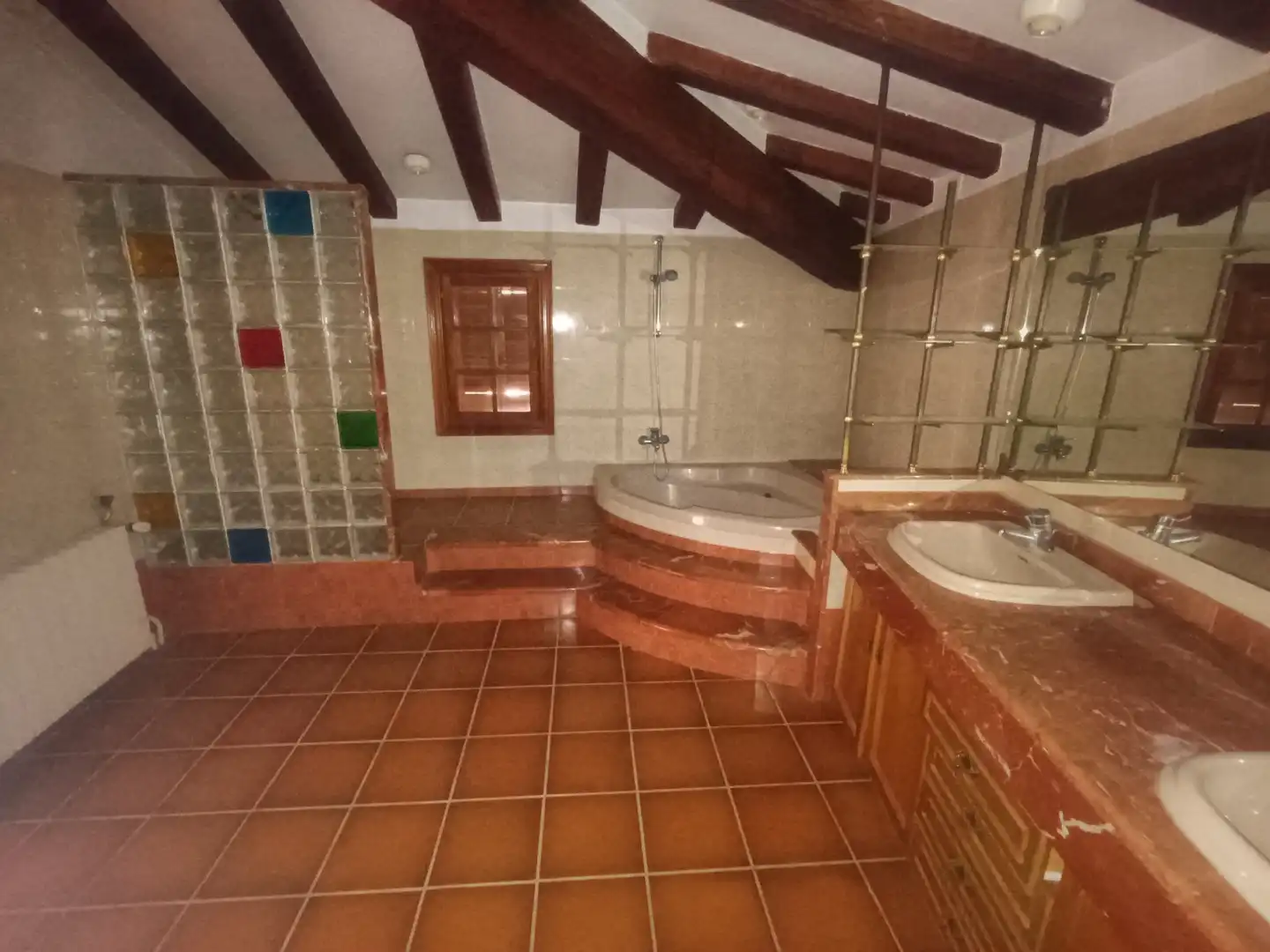 Baño de Casa o chalet en venta en Camarasa con Calefacción, Trastero y Balcón
