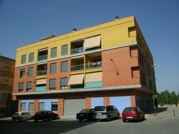 Garaje en Venta en De Los Angeles, 37 en Los Angeles - Apolonia