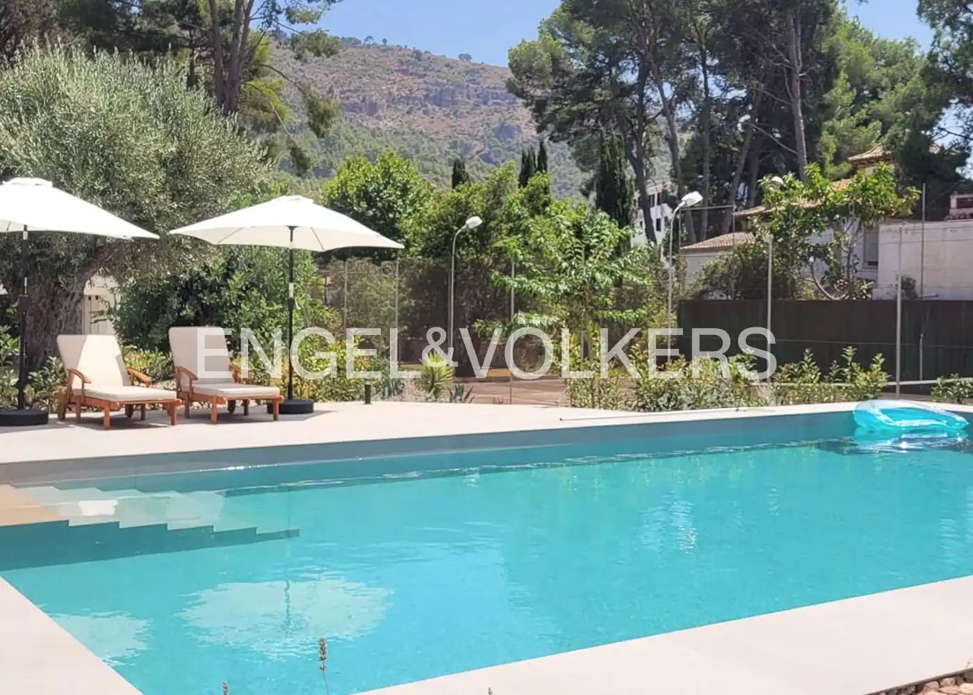 Piscina de Casa o xalet de lloguer en Náquera amb Aire condicionat, Calefacció i Jardí privat