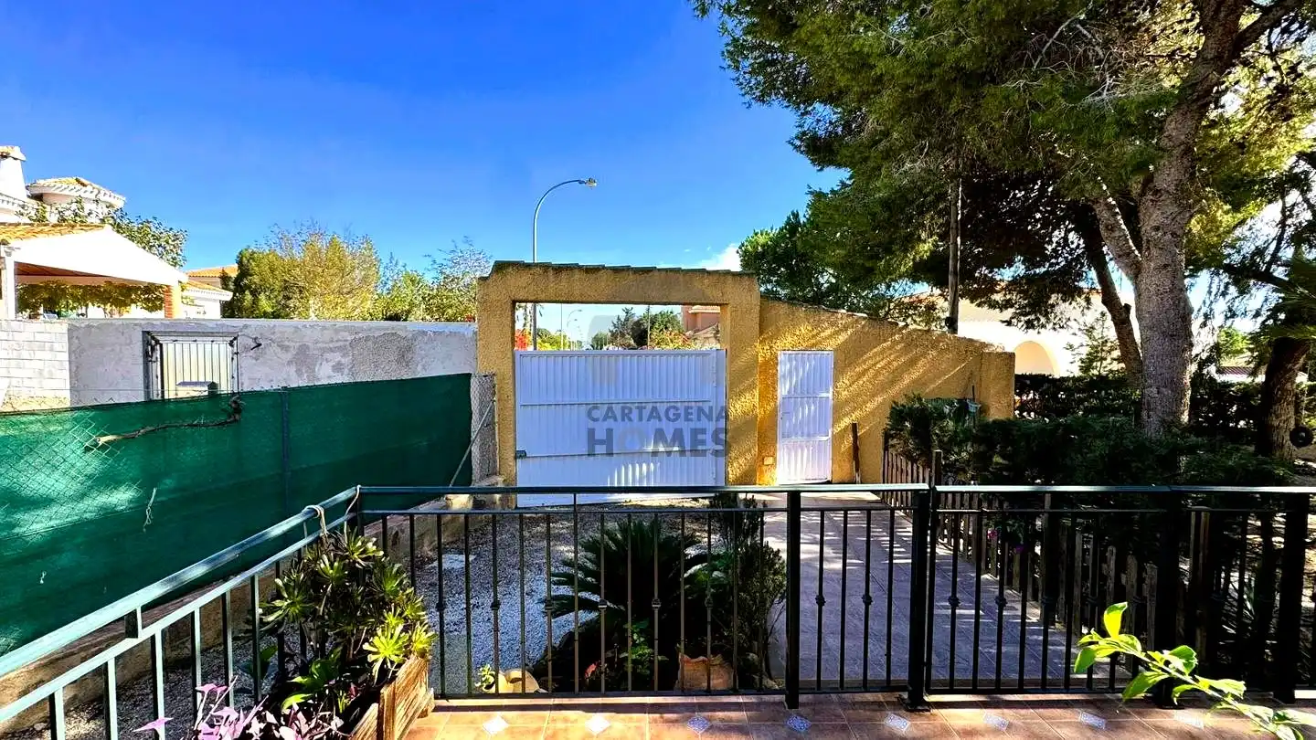 Vista exterior de Casa o chalet en venta en Cartagena con Aire acondicionado, Calefacción y Jardín privado
