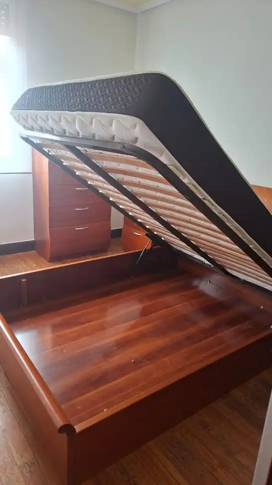 Bedroom of Flat for sale in Bilbao   with Furnished