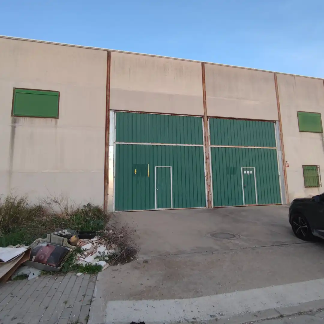 Vista exterior de Nave industrial en venta en Pedro Abad