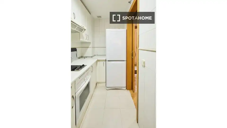 Room in Universidad - Malasaña