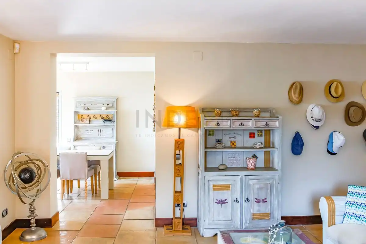 Menjador de Casa o xalet de lloguer en Vilanova i la Geltrú amb Aire condicionat, Calefacció i Jardí privat