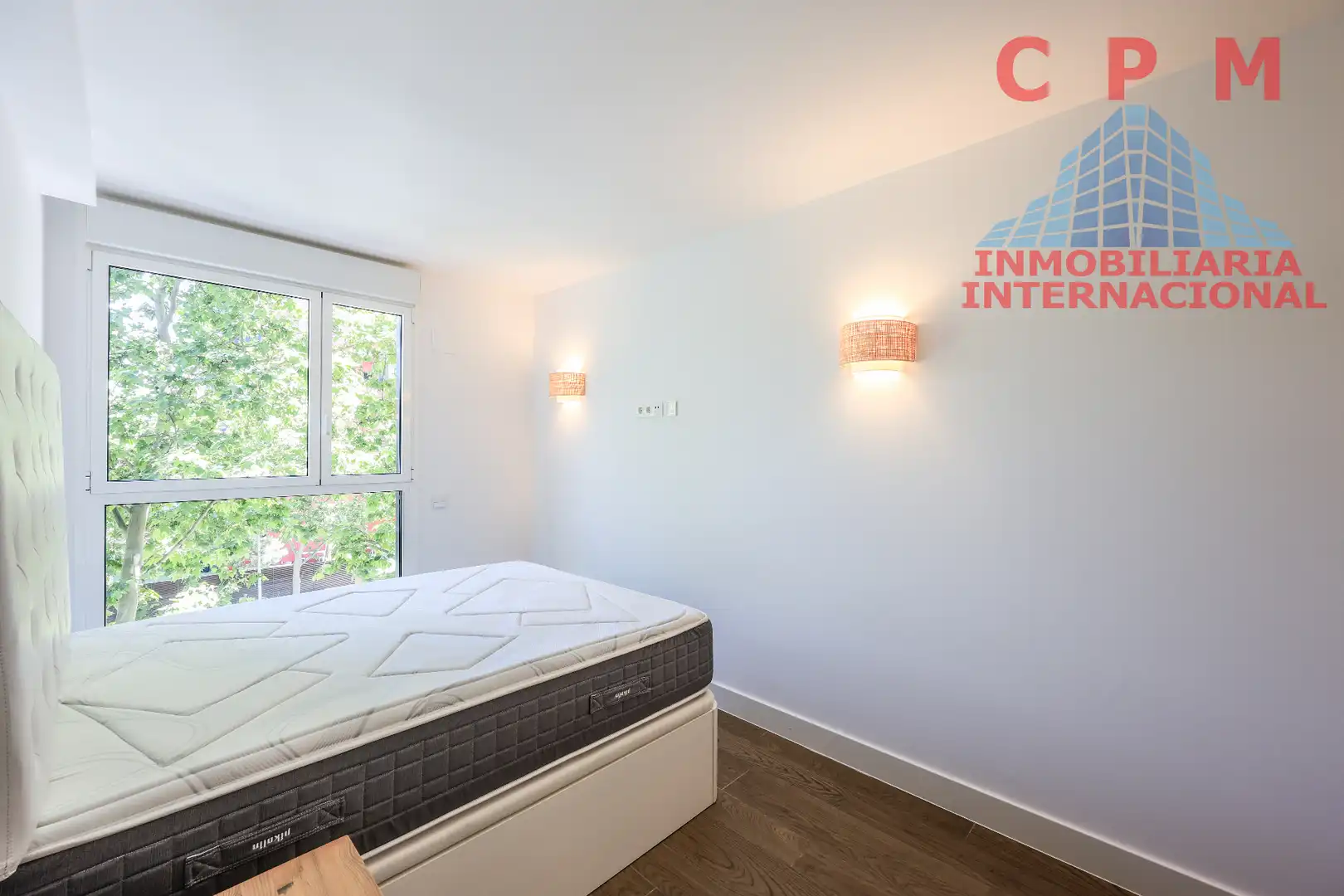 Schlafzimmer von Wohnung zur Miete in Madrid mit Klimaanlage, Heizung und Parkett
