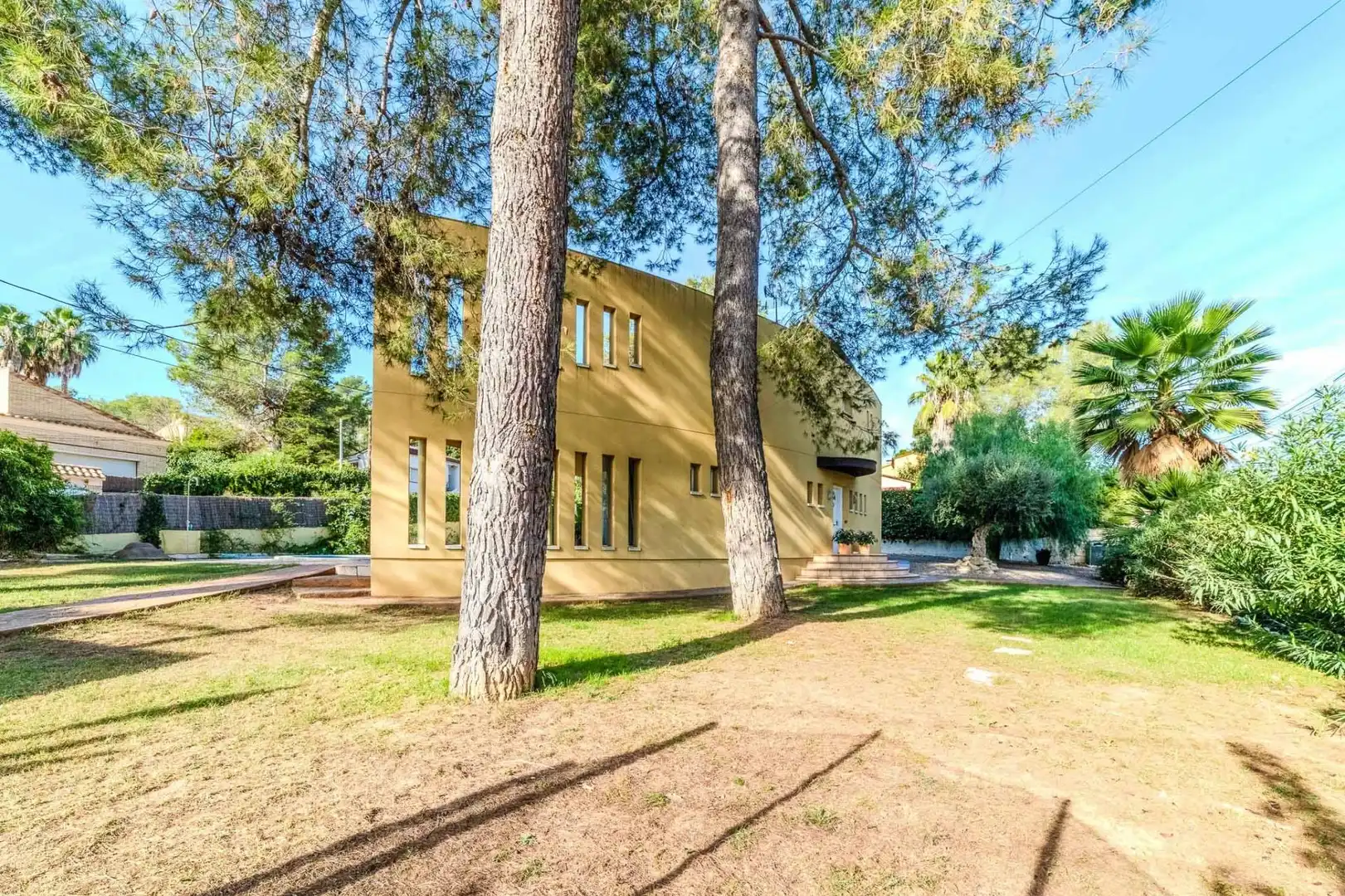 Vista exterior de Casa o xalet en venda en Olivella amb Calefacció, Jardí privat i Piscina