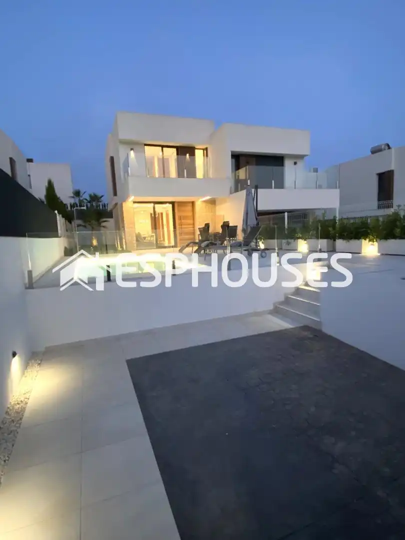 Terraza de Casa adosada en venta en Finestrat con Aire acondicionado, Terraza y Piscina