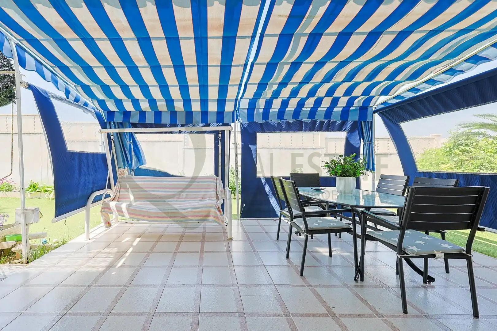 Terrassa de Casa o xalet en venda en Elche / Elx amb Jardí privat, Terrassa i Piscina