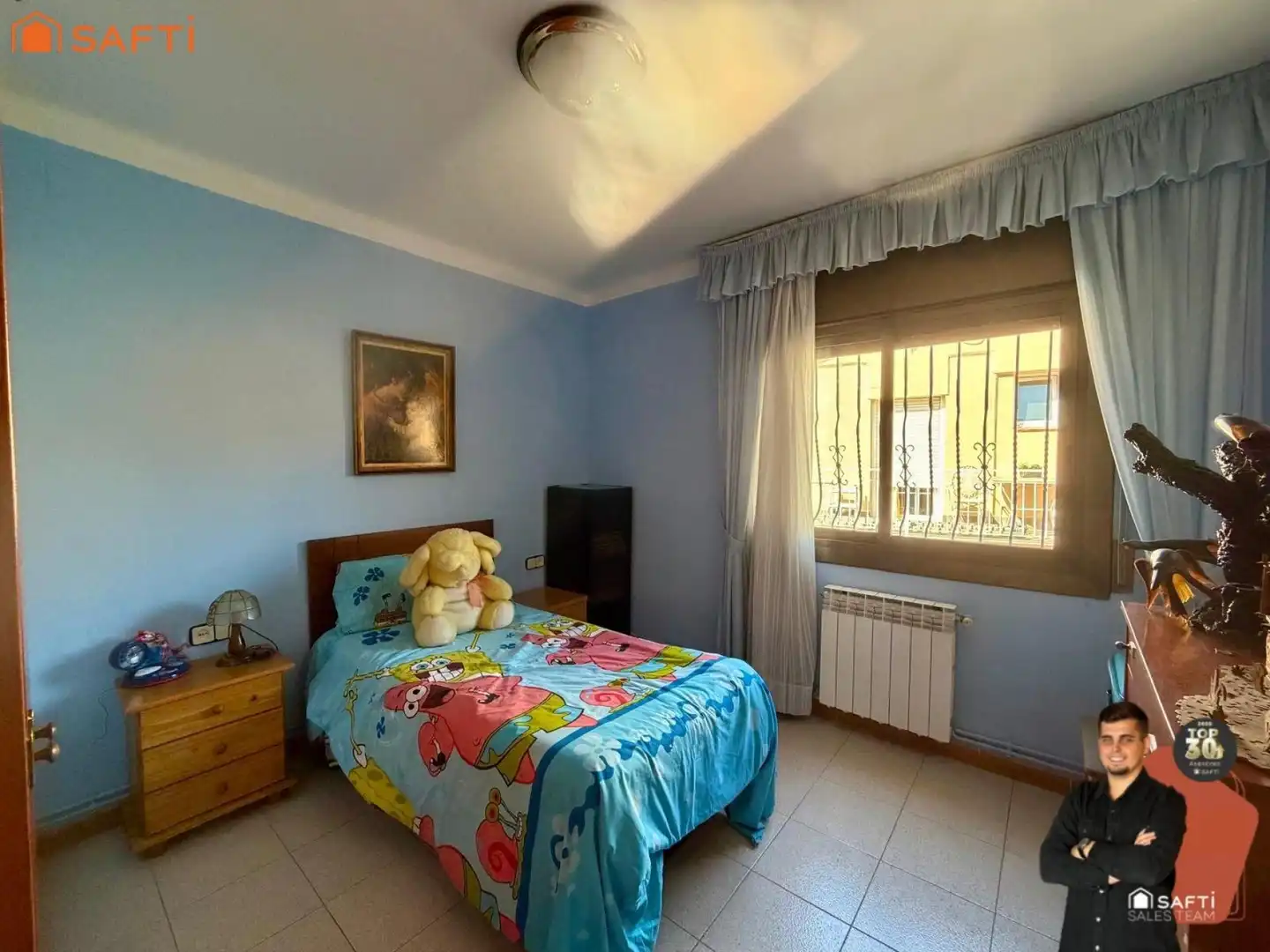 Habitación de Casa o chalet en venta en Pineda de Mar con Terraza y Balcón
