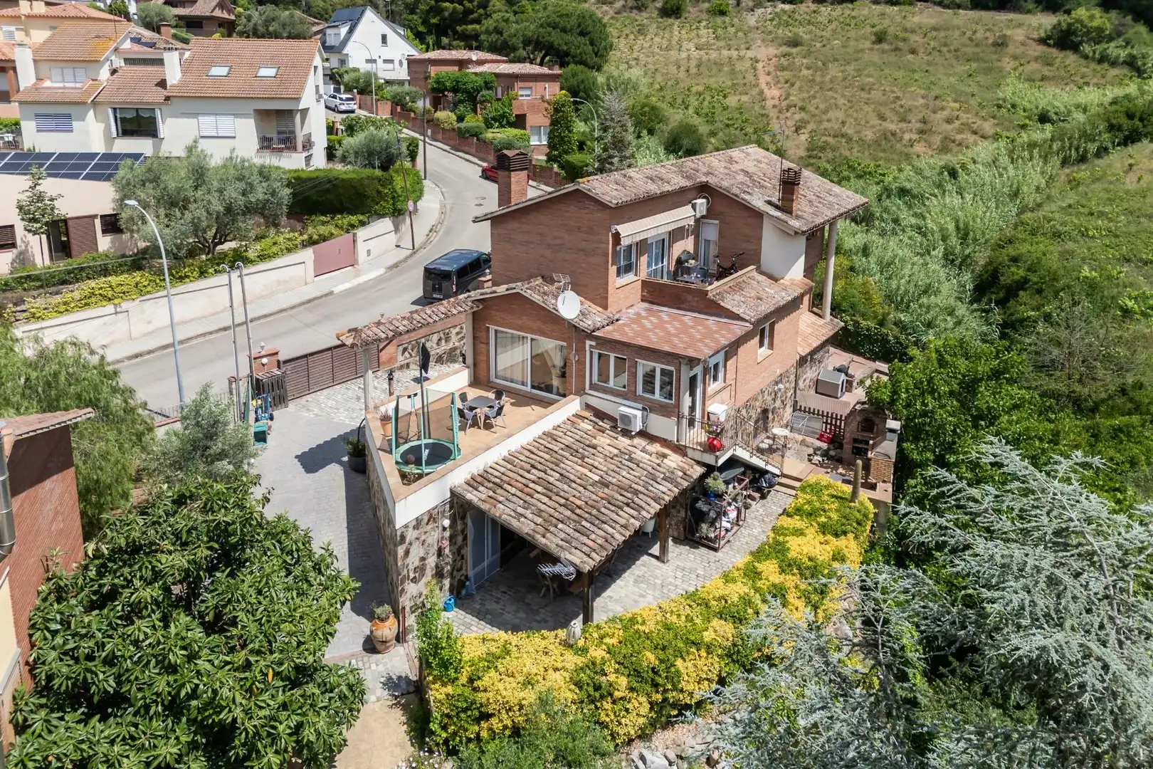 Vista exterior de Casa o xalet en venda en Martorelles amb Aire condicionat, Calefacció i Parquet