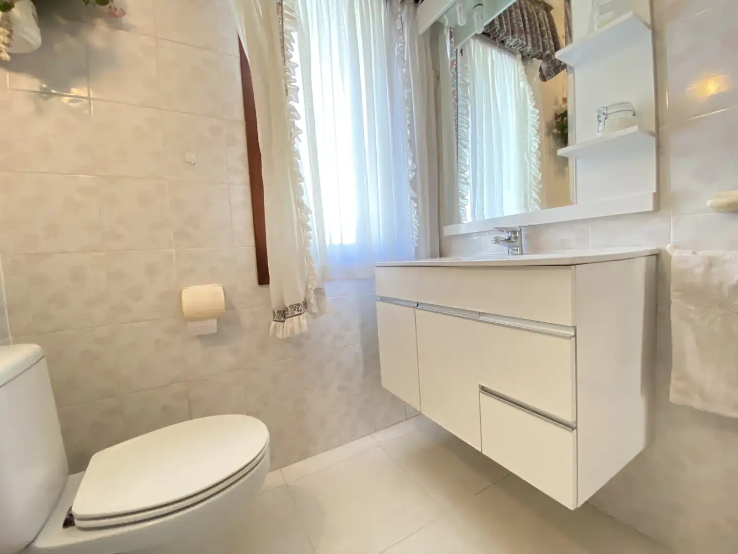 Baño de Piso en venta en Gernika-Lumo con Calefacción, Terraza y Amueblado