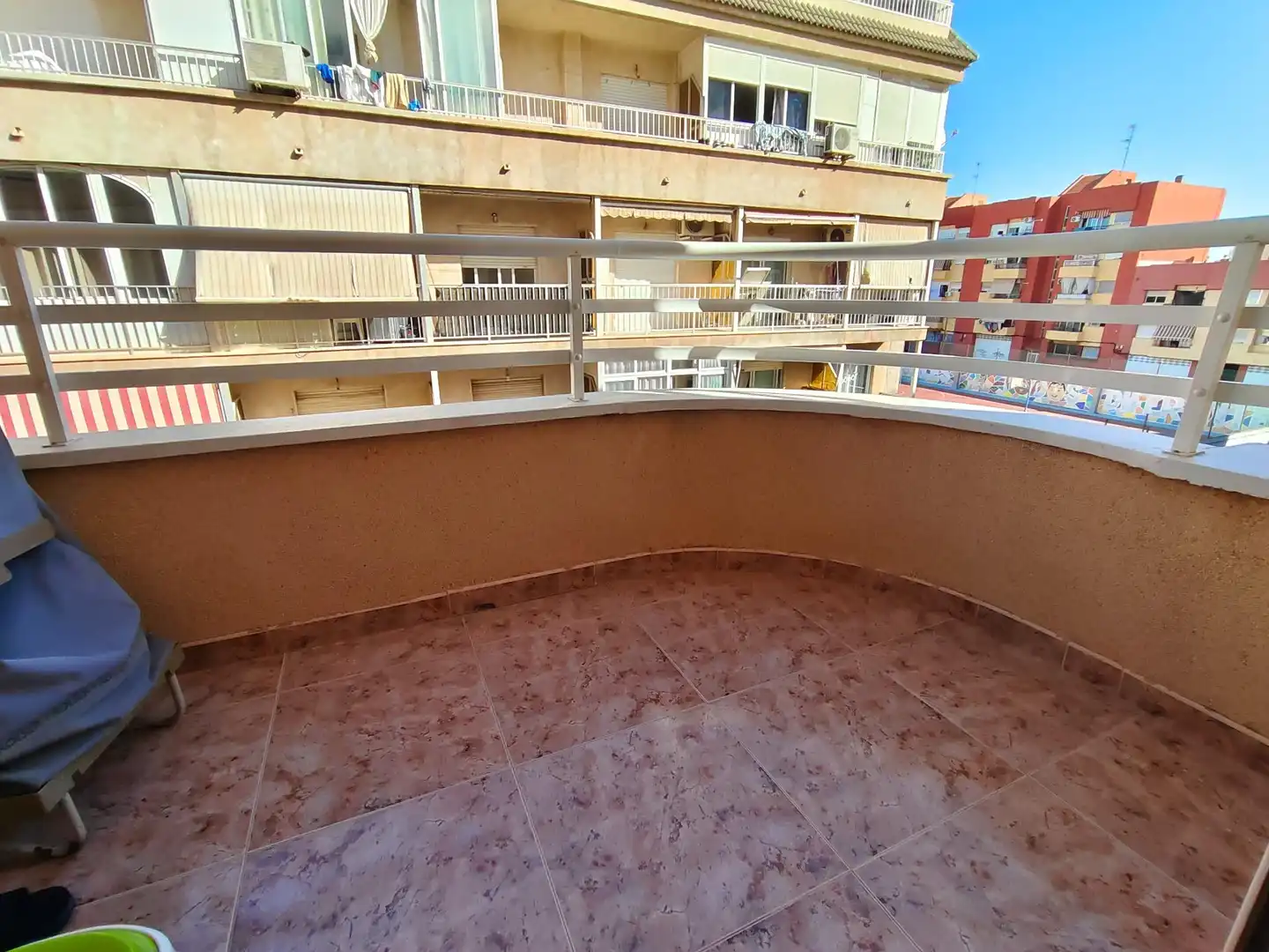 Apartamento con ascensor en venta en Avenida DIEGO RAMIREZ PASTOR 160A, imagen 2