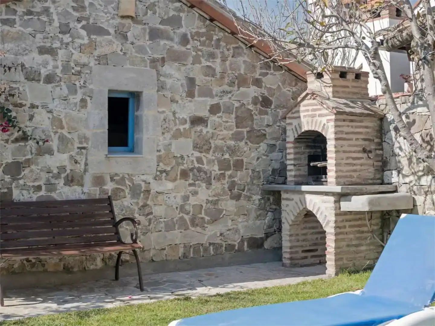 Finca rústica de lloguer en Conil de la Frontera amb Aire condicionat, Jardí privat i Piscina