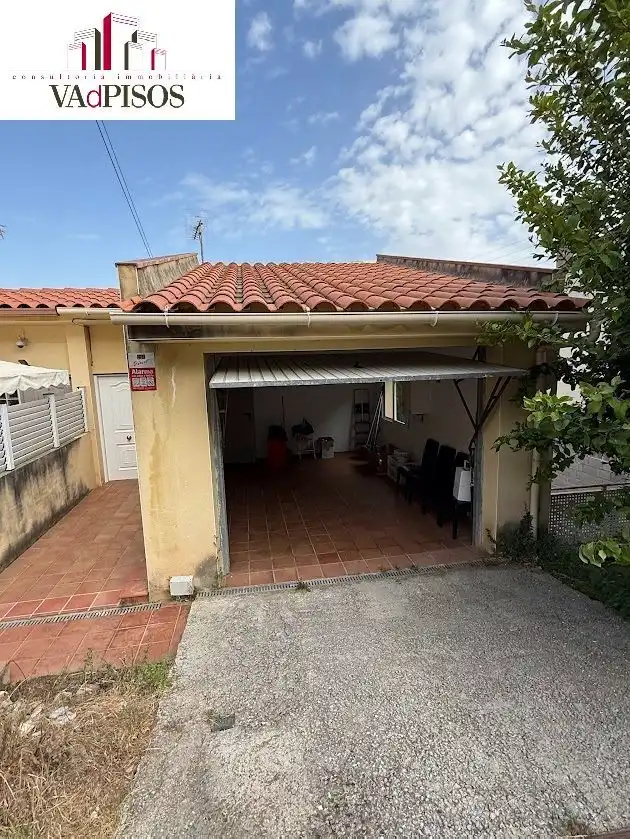 Aparcament de Casa o xalet en venda en Gelida amb Jardí privat i Terrassa