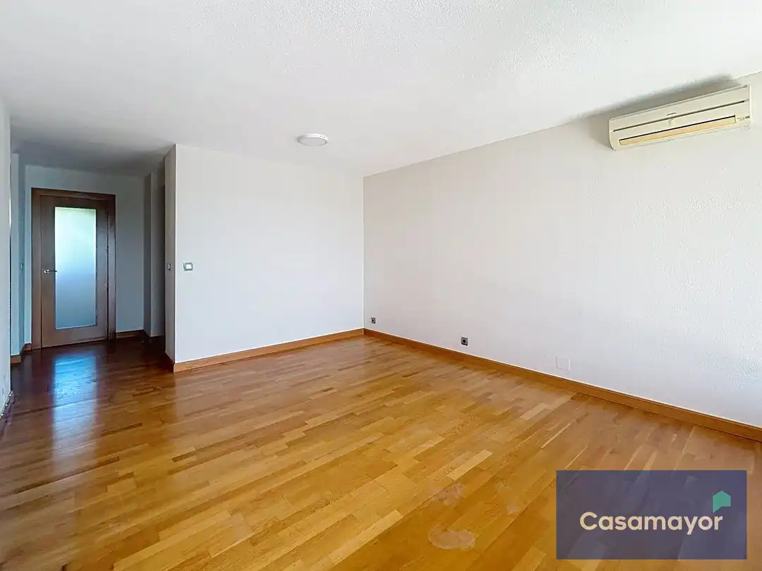 Living room of Flat for rent in Alicante / Alacant  with Air Conditioner, Heating and Private garden