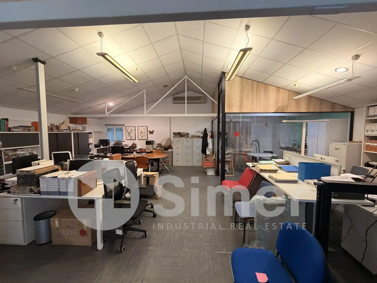 Industrial buildings for sale in Canovelles