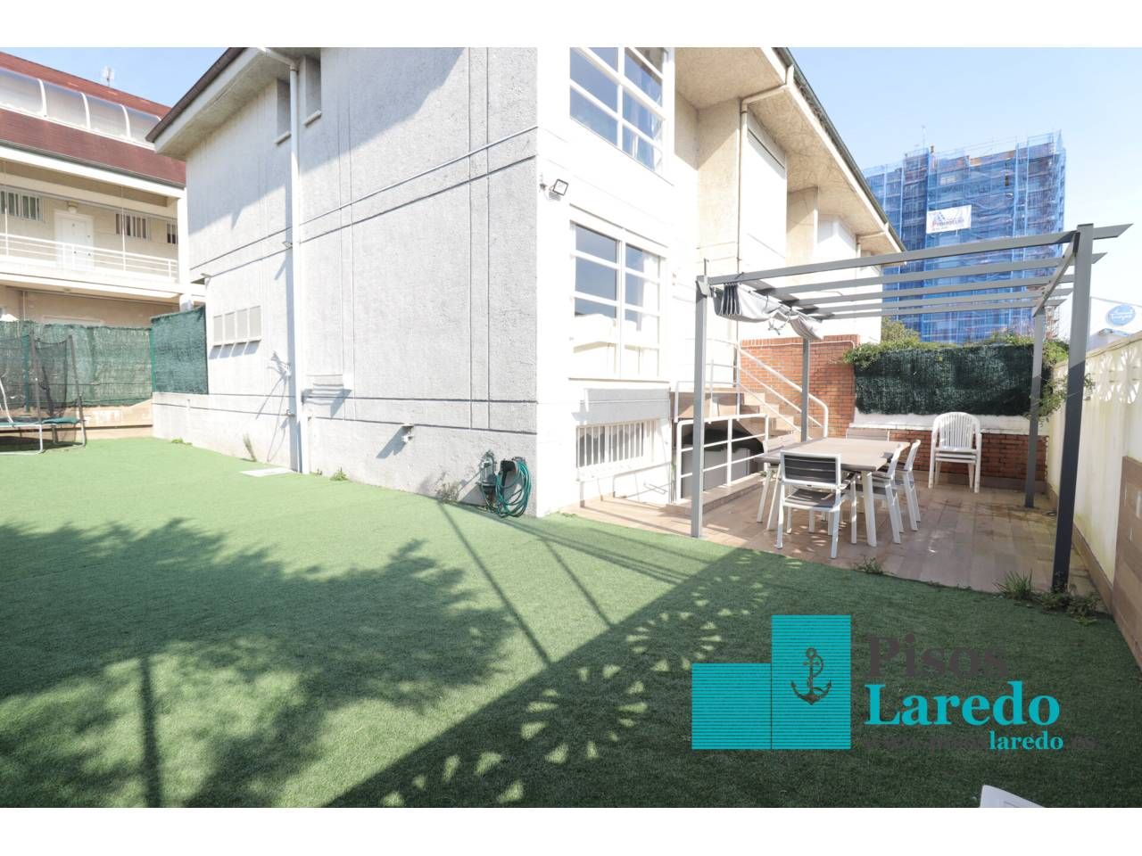 Garden of Single-family semi-detached to rent in Laredo  with Private garden, Terrace and Furnished
