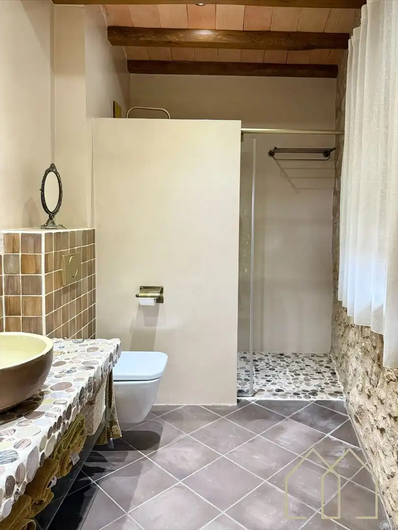 Baño de Casa o chalet en venta en Sant Joan de Mollet con Aire acondicionado, Calefacción y Jardín privado