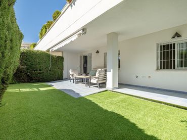 Apartament amb piscina en venda a Nueva Andalucía