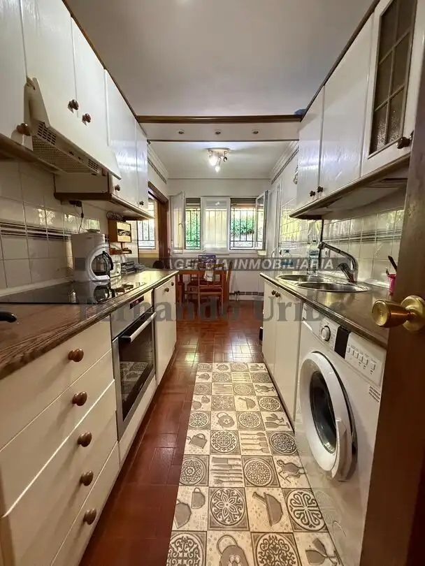 Piso con ascensor en venta en Juan Vicente Zengotitabengoa Kalea, imagen 7
