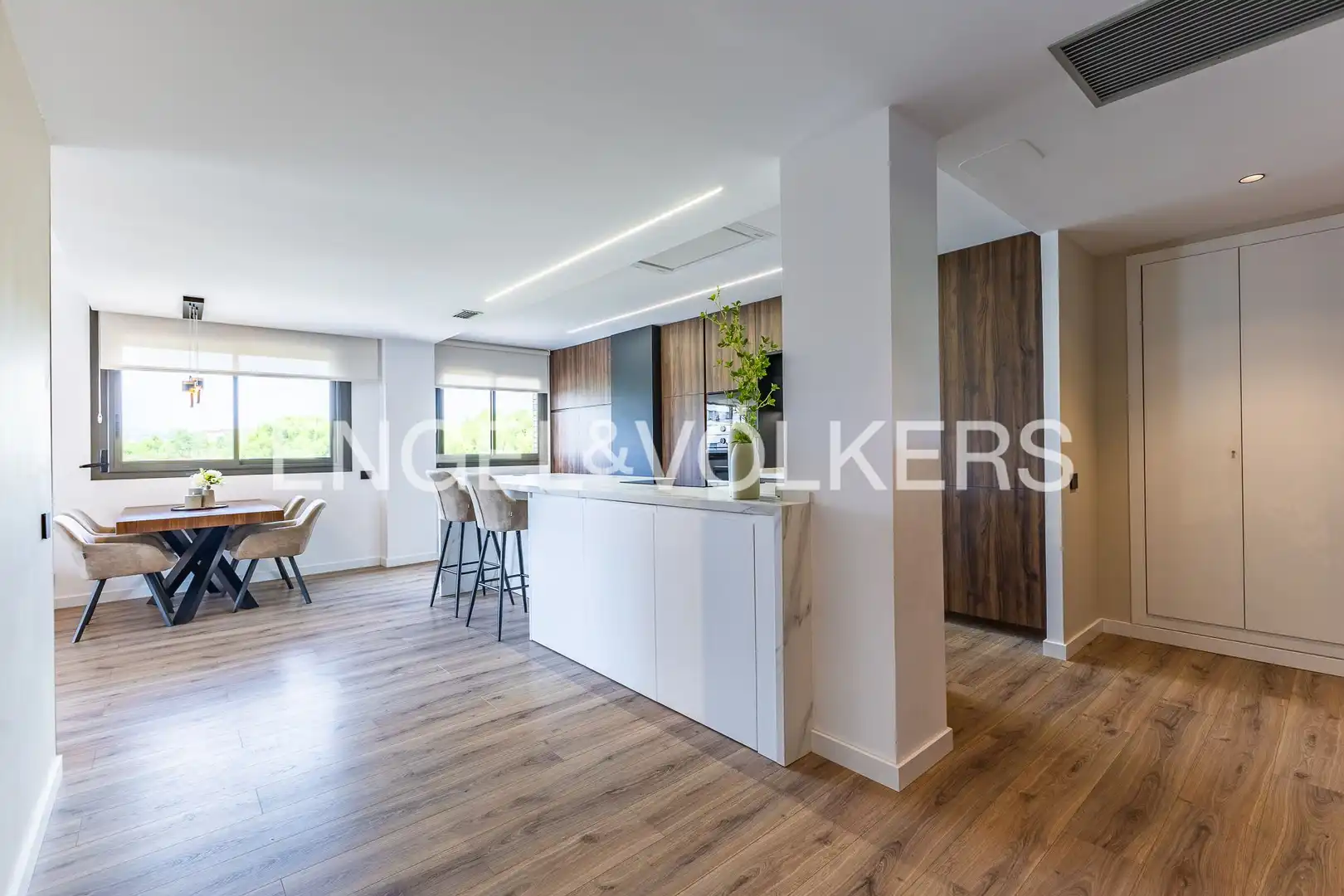 Flat for sale in Sabadell  with Air Conditioner, Heating and Parquet flooring