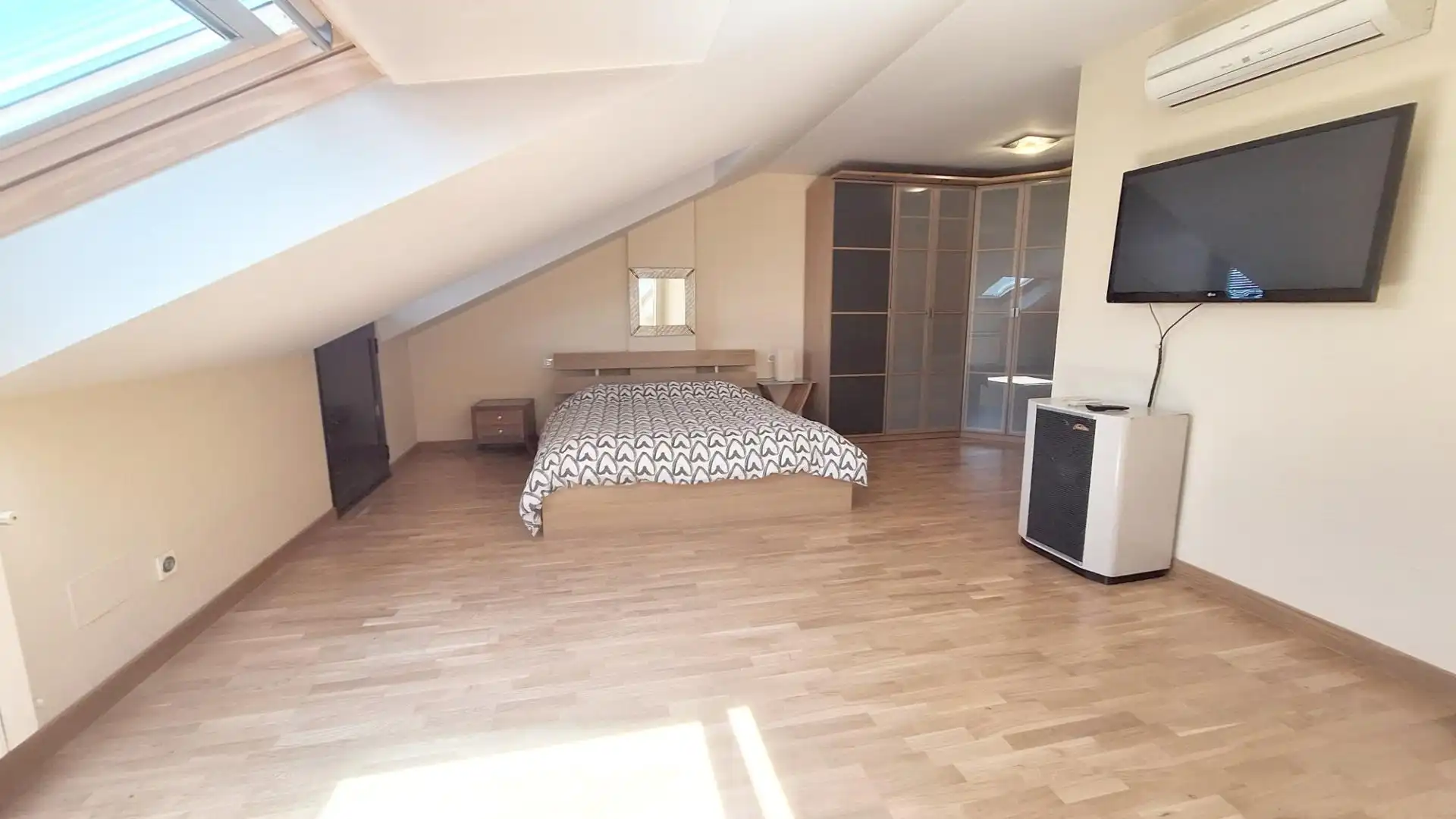 Habitación de Piso en venta en Ponferrada con Calefacción, Trastero y Balcón