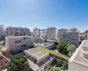 Exterior view of Flat for sale in  Valencia Capital  with Air Conditioner and Terrace