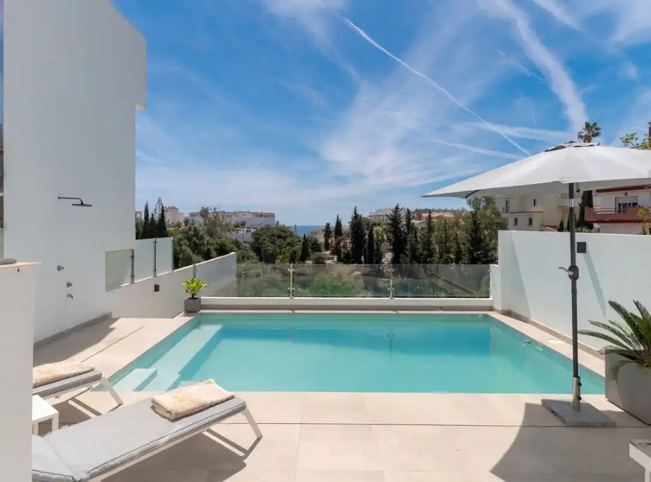 Adossat amb piscina en venda a Torreblanca del Sol