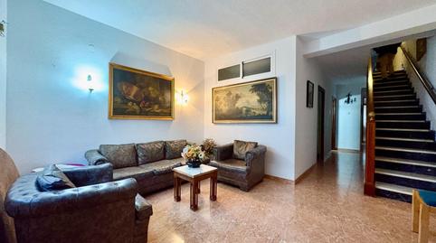 Foto 2 de Casa adosada en venda a Calle Morillas, Martiricos - La Roca - La Rosaleda, Málaga Capital