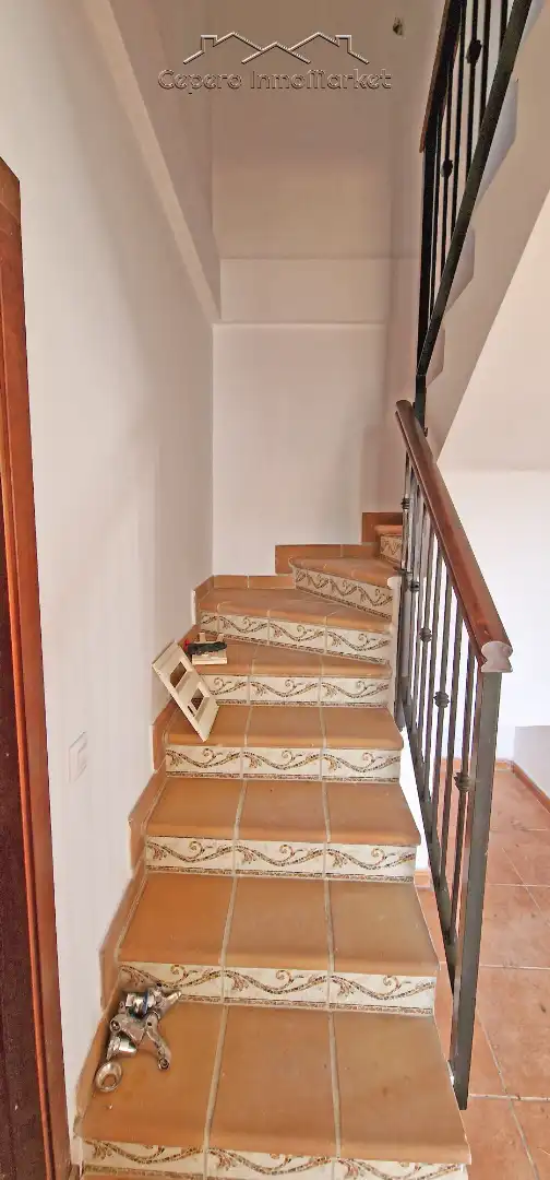 Einfamilien-Reihenhaus zum Verkauf in El Puerto de Santa María mit Privatgarten und Balkon