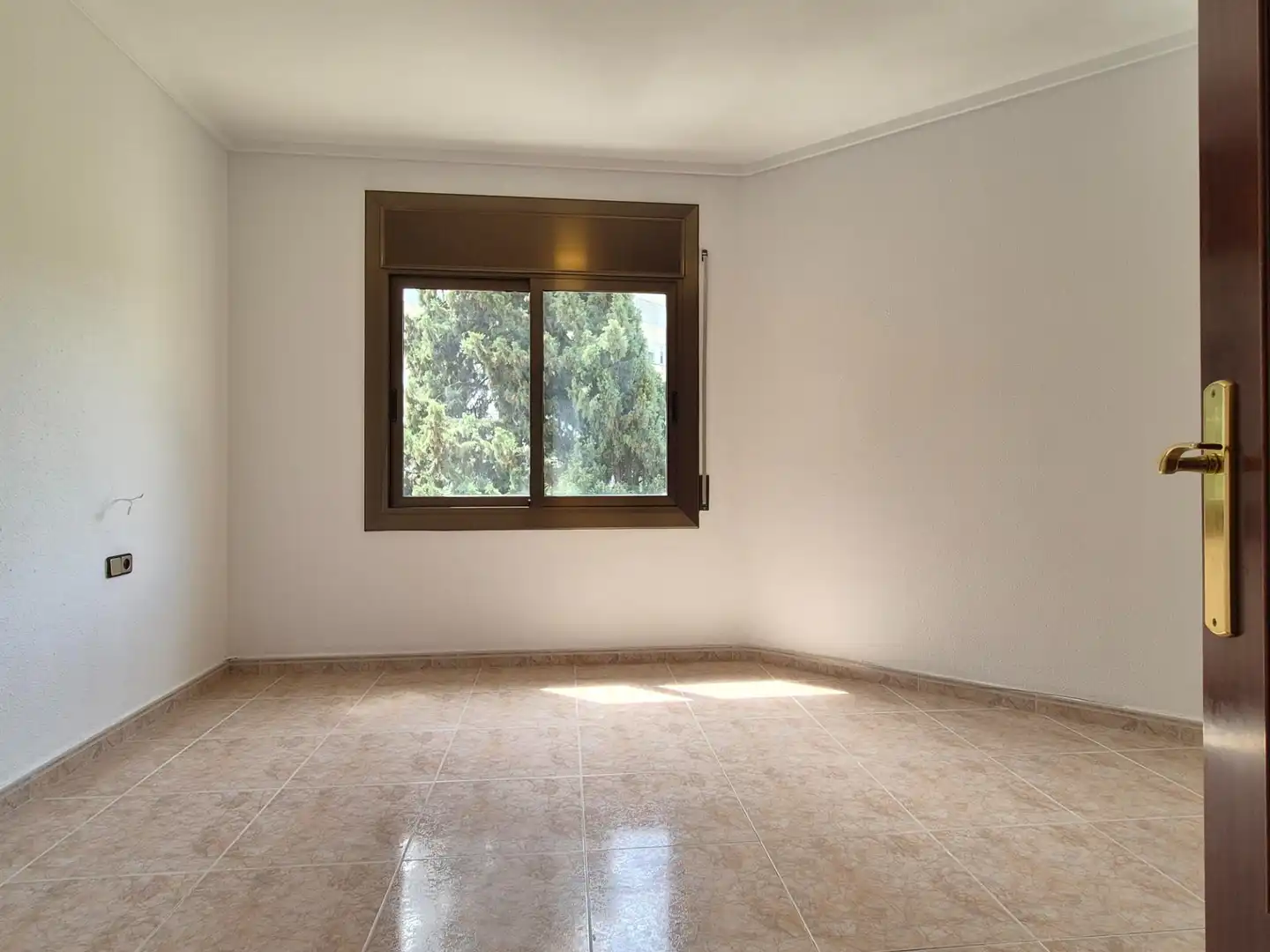 Habitación de Piso en venta en Barcelona con Calefacción, Horno y Balcón