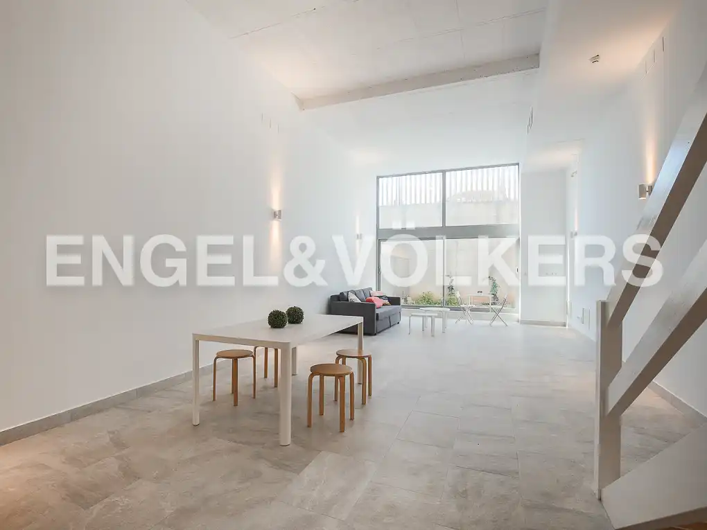 Wohnzimmer von Loft zur Miete in Valencia mit Klimaanlage, Heizung und Privatgarten